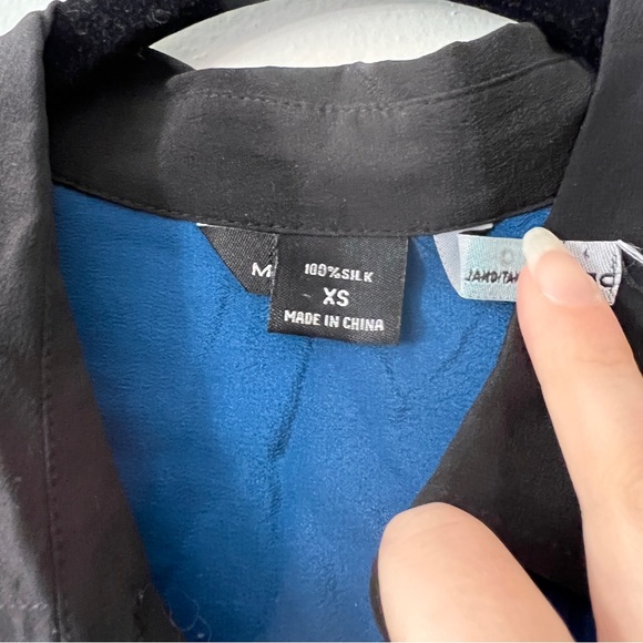 VS Moda International Blue Silk Button Down Blouse XS - Picture 6 of 6